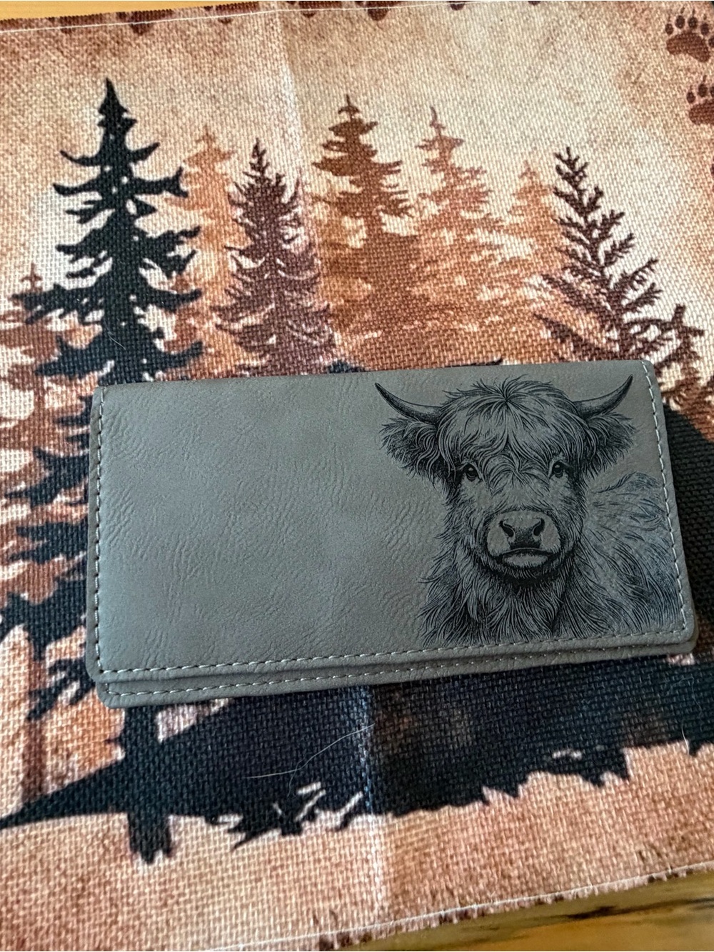 Source Unknown Gray Women's wallet with Highland Cow Art